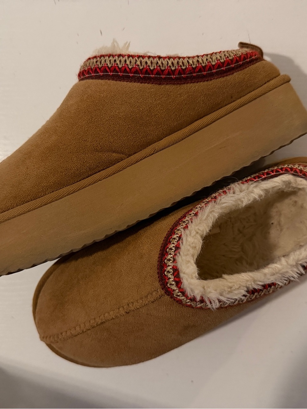 Cozy Faux-Suede Slippers with Fleece Lining - Brown